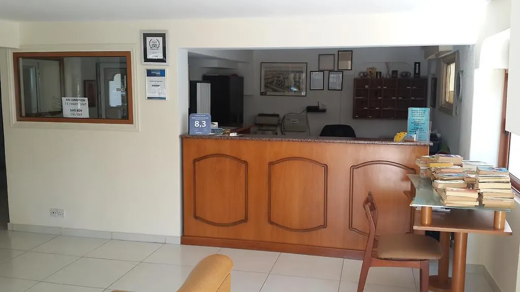 Pasianna Hotel Apartments Larnaca 3*,