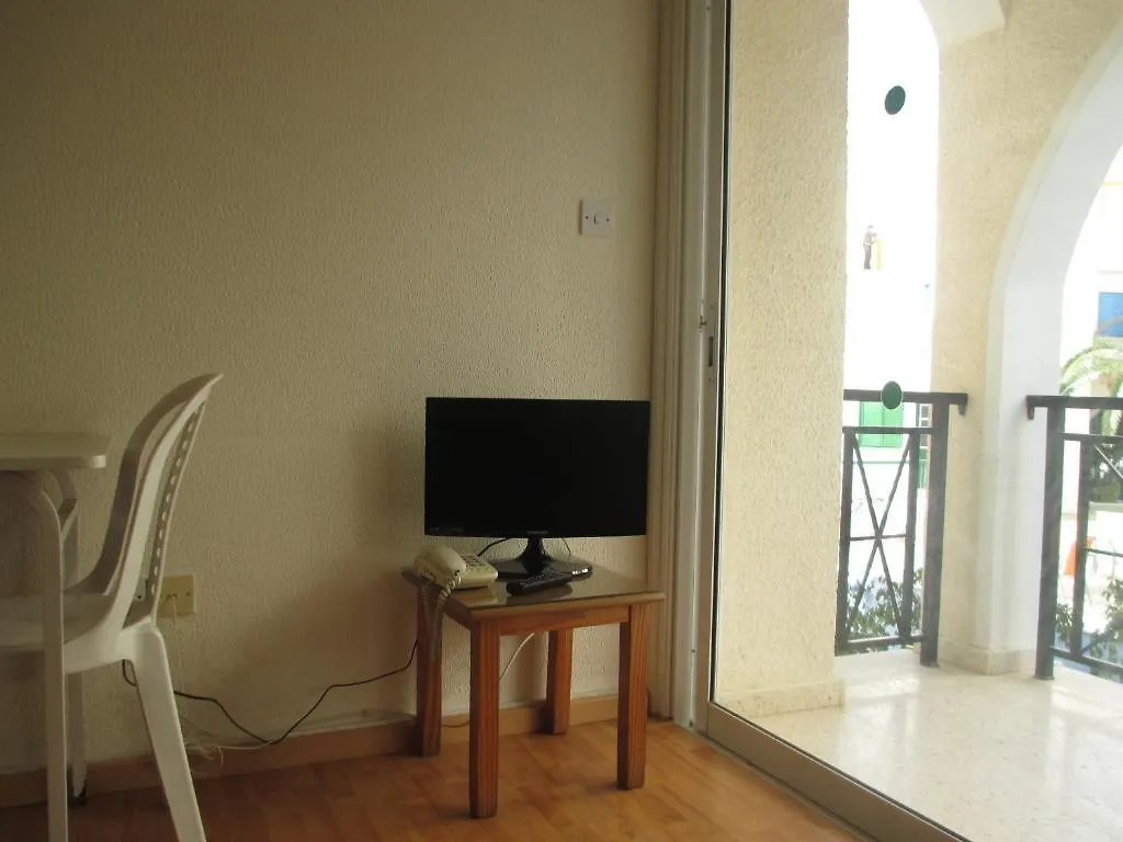 Pasianna Hotel Apartments Larnaca