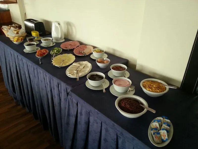Pasianna Hotel Apartments Larnaca 3*,